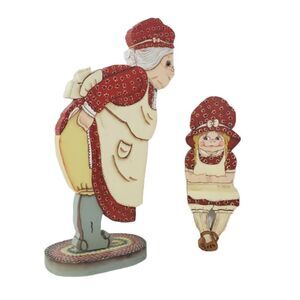 Wooden Grandmother & Granddaughter Mantle Sitter Decor Folk Art Shelf Accent
